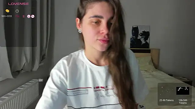 Bella Foryou online show from February 8, 2026, 3:37 am