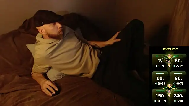 Snapshot of MaxRouger chatting on February 16, 2026, 11:20 am MaxRouger online show from February 16, 2026, 11:20 am