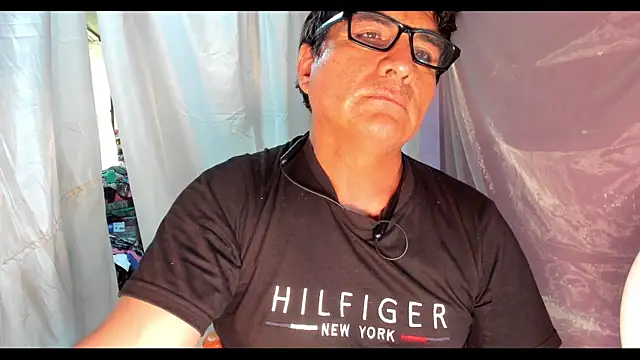 yandyaa online show from December 4, 2024, 8:23 pm