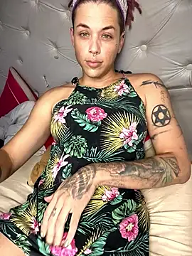 Snapshot of Alicbranca chatting on January 16, 2026, 11:20 pm Alicbranca online show from January 16, 2026, 11:20 pm