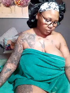 Snapshot of PearlSexxy69 chatting on March 17, 2025, 3:40 pm PearlSexxy69 online show from March 17, 2025, 3:40 pm