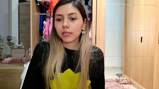 Sensualtease online show from January 19, 2025, 1:10 am