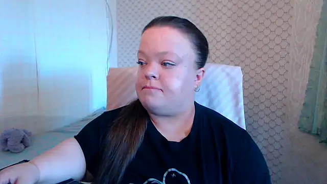 Snapshot of Janiffer_MiMi chatting on June 19, 2026, 9:26 am Janiffer MiMi online show from June 19, 2026, 9:26 am