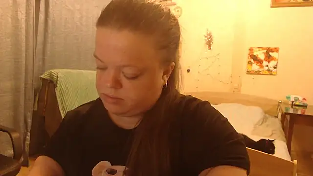 Janiffer MiMi online show from March 13, 2025, 4:23 pm