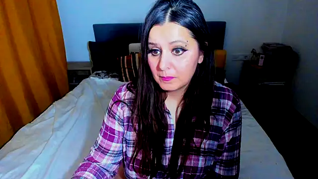 Snapshot of pinupmod chatting on January 8, 2026, 12:27 am pinupmod online show from January 8, 2026, 12:27 am