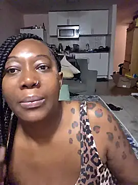 Snapshot of Cherishcherrysha chatting on November 3, 2025, 1:00 am Cherishcherrysha online show from November 3, 2025, 1:00 am