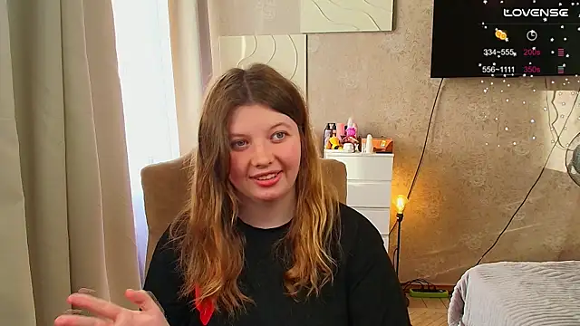 Snapshot of Vivian_cutie chatting on September 19, 2025, 2:32 pm Vivian cutie online show from September 19, 2025, 2:32 pm