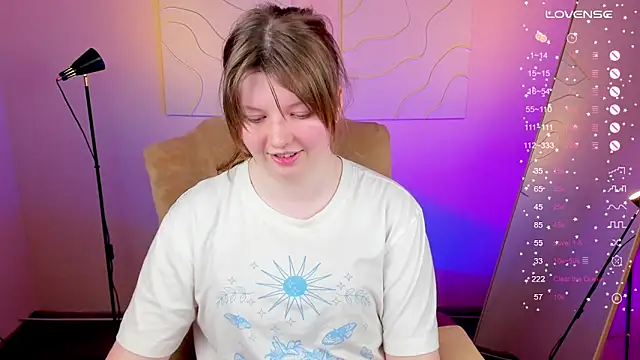 Snapshot of Vivian_cutie chatting on March 18, 2025, 6:39 pm Vivian cutie online show from March 18, 2025, 6:39 pm