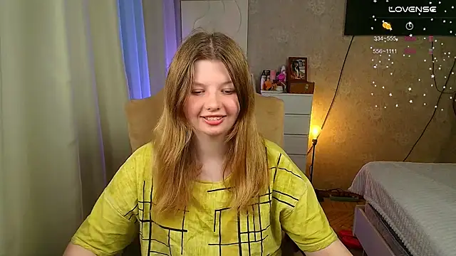 Snapshot of Vivian_cutie chatting on October 3, 2025, 3:24 pm Vivian cutie online show from October 3, 2025, 3:24 pm