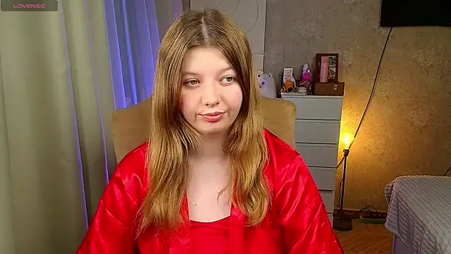 Snapshot of Vivian_cutie chatting on October 30, 2025, 3:31 pm Vivian cutie online show from October 30, 2025, 3:31 pm