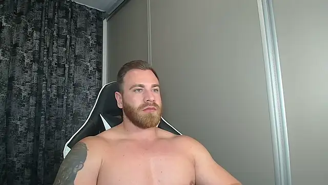 Snapshot of Thori92 chatting on September 10, 2025, 8:19 pm Thori92 online show from September 10, 2025, 8:19 pm