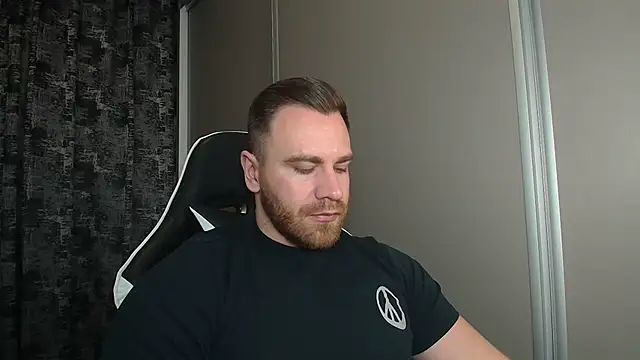 Thori92 online show from January 6, 2026, 6:01 pm