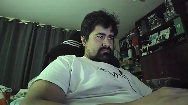VonDoomdelToro online show from June 11, 2026, 6:43 am