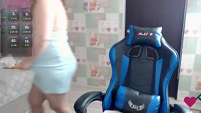 Korolek12 online show from April 15, 2026, 5:13 am