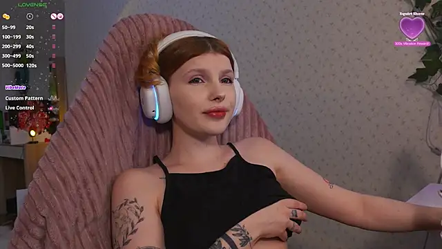 Snapshot of _aleksa_ chatting on March 1, 2025, 6:11 pm aleksa online show from March 1, 2025, 6:11 pm