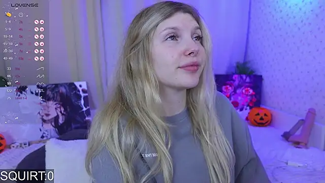 Snapshot of _aleksa_ chatting on October 7, 2025, 5:52 am aleksa online show from October 7, 2025, 5:52 am