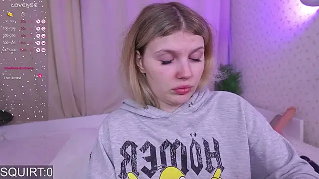 Snapshot of _aleksa_ chatting on September 12, 2025, 5:29 am aleksa online show from September 12, 2025, 5:29 am