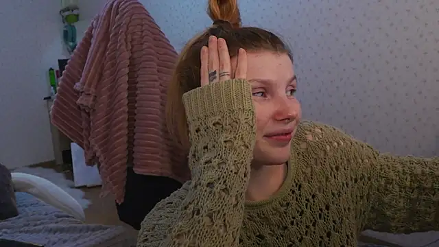 Snapshot of _aleksa_ chatting on March 2, 2025, 4:58 pm aleksa online show from March 2, 2025, 4:58 pm