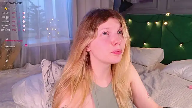 Snapshot of _aleksa_ chatting on February 1, 2026, 6:33 am aleksa online show from February 1, 2026, 6:33 am