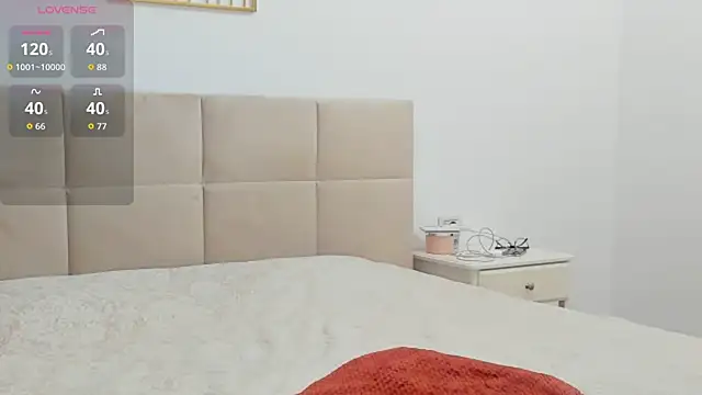 Snapshot of Sunshine_Eva chatting on October 22, 2025, 5:45 pm Sunshine Eva online show from October 22, 2025, 5:45 pm