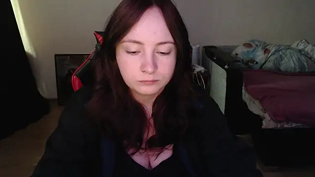 Snapshot of Laralianna chatting on May 29, 2026, 5:02 am Laralianna online show from May 29, 2026, 5:02 am