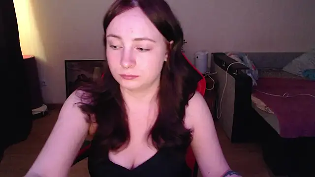 Snapshot of Laralianna chatting on May 21, 2026, 5:21 pm Laralianna online show from May 21, 2026, 5:21 pm