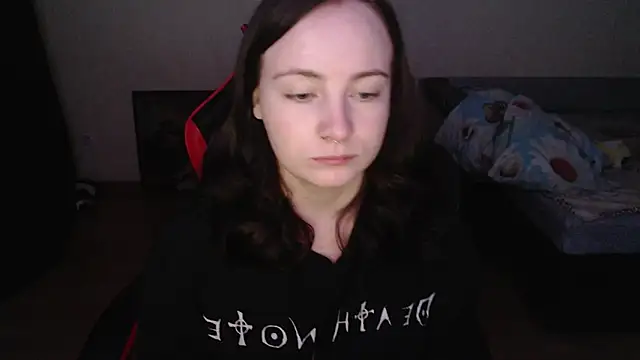 Snapshot of Laralianna chatting on December 14, 2025, 3:50 pm Laralianna online show from December 14, 2025, 3:50 pm