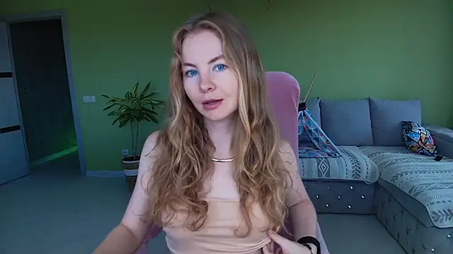 Cuddle Cat online show from June 21, 2026, 6:08 am