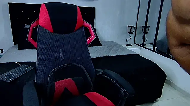 Snapshot of tyler_hank01 chatting on January 31, 2025, 11:24 am tyler hank01 online show from January 31, 2025, 11:24 am