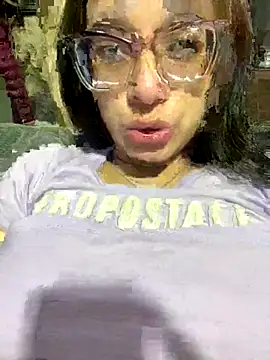 Snapshot of Ninnfa chatting on September 28, 2025, 4:08 am Ninnfa online show from September 28, 2025, 4:08 am