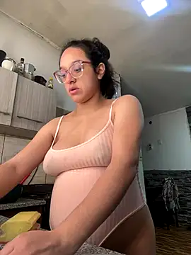 Snapshot of Ninnfa chatting on October 3, 2025, 3:02 pm Ninnfa online show from October 3, 2025, 3:02 pm