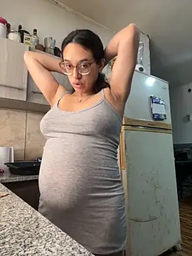 Snapshot of Ninnfa chatting on September 17, 2025, 1:57 pm Ninnfa online show from September 17, 2025, 1:57 pm