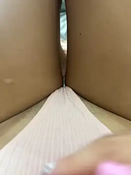 Snapshot of Ninnfa chatting on February 24, 2025, 12:16 pm Ninnfa online show from February 24, 2025, 12:16 pm