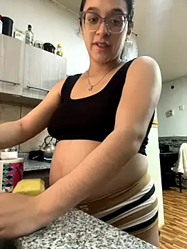 Snapshot of Ninnfa chatting on September 19, 2025, 2:21 pm Ninnfa online show from September 19, 2025, 2:21 pm