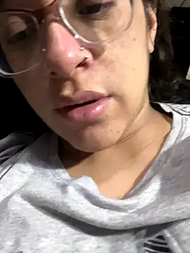 Snapshot of Ninnfa chatting on November 9, 2025, 3:10 am Ninnfa online show from November 9, 2025, 3:10 am