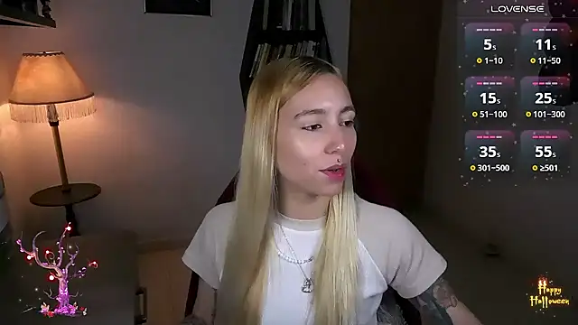 Saucy Jenn online show from October 26, 2025, 10:54 pm