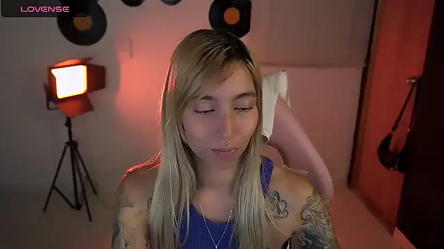 Saucy Jenn online show from April 12, 2026, 10:24 pm