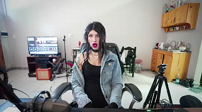 brenda nataliaok online show from March 13, 2025, 7:17 pm