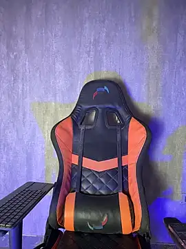 Valentinne z online show from April 14, 2026, 12:26 am