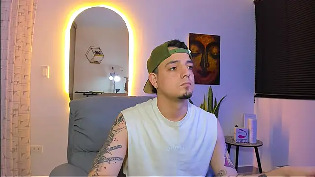 alejandro calderon1 online show from February 24, 2026, 2:45 am