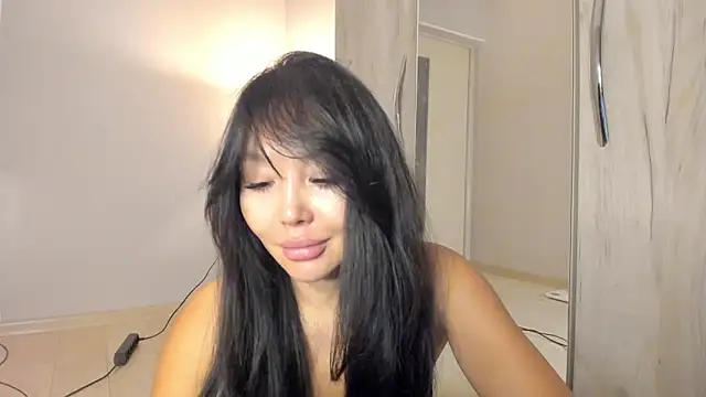 Snapshot of keiko_hot chatting on April 21, 2026, 3:35 am keiko hot online show from April 21, 2026, 3:35 am