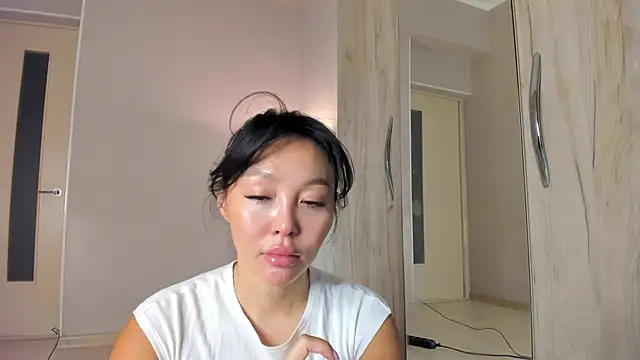 Snapshot of keiko_hot chatting on April 22, 2026, 2:29 am keiko hot online show from April 22, 2026, 2:29 am