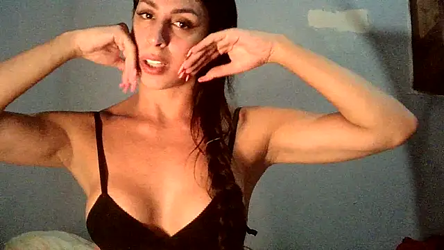 Snapshot of AlexiaDuucan chatting on November 23, 2025, 12:15 pm AlexiaDuucan online show from November 23, 2025, 12:15 pm