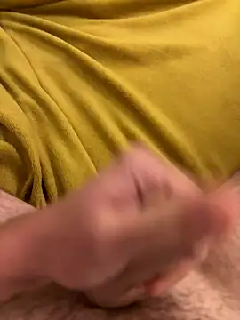 Snapshot of MagicKenzo99 chatting on October 15, 2025, 3:20 pm MagicKenzo99 online show from October 15, 2025, 3:20 pm