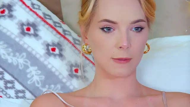 GentleRossi online show from December 22, 2025, 3:12 pm