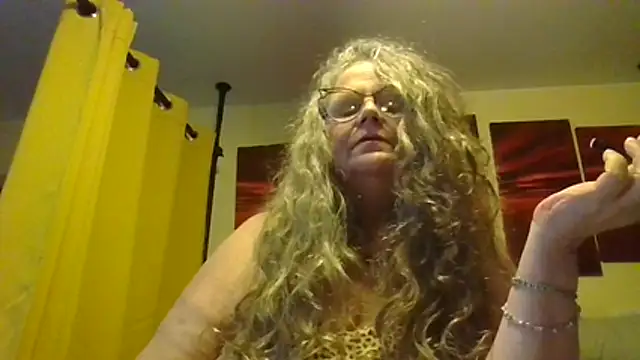 DestineeLoverGirl online show from July 29, 2026, 11:31 am