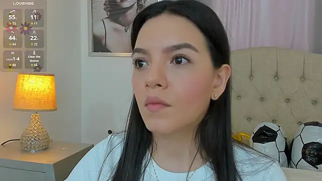 Snapshot of Beautyari_ chatting on June 16, 2026, 12:49 pm Beautyari online show from June 16, 2026, 12:49 pm