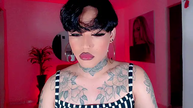 Snapshot of little_star_porn chatting on December 15, 2025, 10:15 pm little star porn online show from December 15, 2025, 10:15 pm