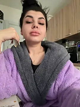 Snapshot of Scarlett-Dream chatting on February 14, 2025, 7:07 am Scarlett-Dream online show from February 14, 2025, 7:07 am