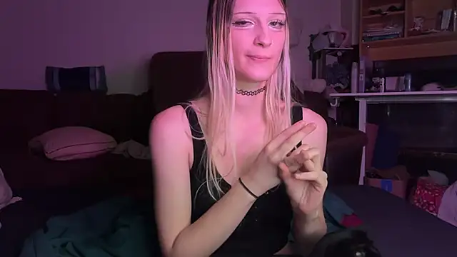 Snapshot of kittyxexx chatting on July 8, 2026, 3:30 am kittyxexx online show from July 8, 2026, 3:30 am